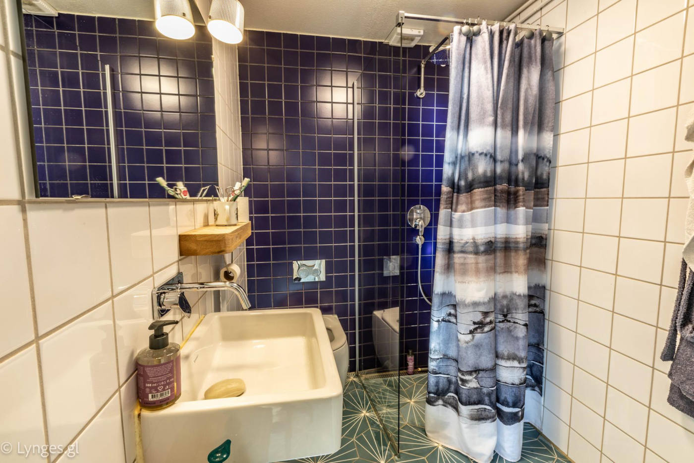 Будинок, 721 м², 254 000$ — FAKTOR